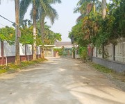 1 Chính chủ cần bán gấp mảnh đất phân lô nghỉ dưỡng Lương Sơn có vỉa hè vuông đẹp.