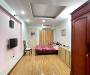 129 Chính chủ bán căn Đức Khải Quận 2.