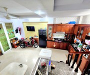 85 Chính chủ bán căn Đức Khải Quận 2.