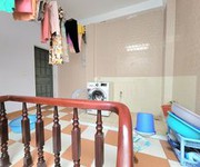 90 Chính chủ bán căn Đức Khải Quận 2.