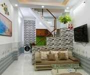 185 Chính chủ bán căn Đức Khải Quận 2.