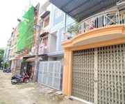 1211 Chính chủ bán căn Đức Khải Quận 2.