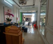 1152 Chính chủ bán căn Đức Khải Quận 2.