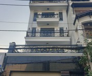 677 Chính chủ bán căn Đức Khải Quận 2.