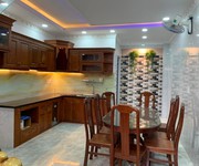 522 Chính chủ bán căn Đức Khải Quận 2.
