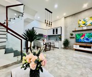 696 Chính chủ bán căn Đức Khải Quận 2.