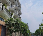 1083 Chính chủ bán căn Đức Khải Quận 2.