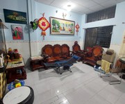 717 Chính chủ bán căn Đức Khải Quận 2.