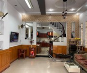 684 Chính chủ bán căn Đức Khải Quận 2.