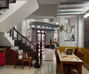 1059 Chính chủ bán căn Đức Khải Quận 2.