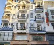 577 Chính chủ bán căn Đức Khải Quận 2.