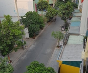 1029 Chính chủ bán căn Đức Khải Quận 2.