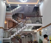 572 Chính chủ bán căn Đức Khải Quận 2.