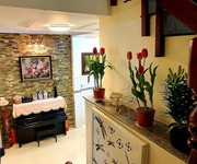 954 Chính chủ bán căn Đức Khải Quận 2.
