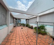 910 Chính chủ bán căn Đức Khải Quận 2.