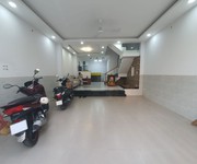 898 Chính chủ bán căn Đức Khải Quận 2.