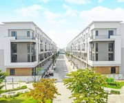 570 Chính chủ bán căn Đức Khải Quận 2.