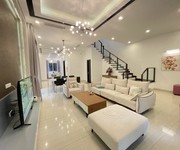 Hot hot hot bán biệt thự song lập kđt xanh villas dãy b3 full nội thất.