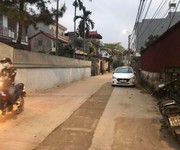 1 Bán 50m đất tổ 10 TT Quang Minh,ô tô đỗ cửa, giá: 23 triệu/m