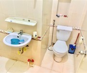 1 10tr/tháng:  3PN 2wc I206A  158  Đoàn Văn Bơ, P9, Q4
