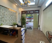Chính chủ cho thuê nhà liền kề ở Trần Quang Diệu- đẹp và thoáng