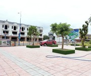 Bán nhà phố chính chủ 1 trệt 2 lầu mặt tiền 25m, trung tâm hành chính Bàu Bàng 100m2 giá 2,9 tỷ