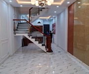 3 Hiện tại em còn lại vài căn nhà phố ngay trung tâm tp Dĩ An