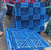 2 Bán và cho thuê pallet nhựa kê hàng chống ẩm mốc mùa mưa bão giá rẻ chỉ từ 195k