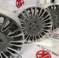 2 Lazang Mercedes benz maybach