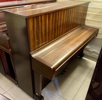 1 Đàn Piano cơ Yamaha U1E