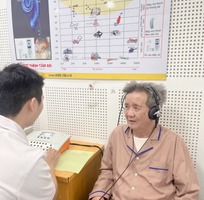 Các dấu hiệu nghe kém.  Hãy phát hiện các dấu hiệu nghe kém dưới đây để có biện pháp can thiệp