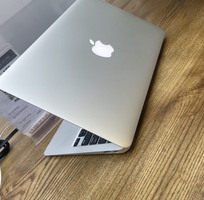 1 Bán lại Apple Macbook Air máy đẹp nhỏ gọn chưa sửa chữa