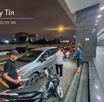 1 Thuê Xe Tự Lái 4-7Ch Tại Sài Gòn