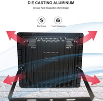 7 Đèn năng lượng mặt trời sân vườn