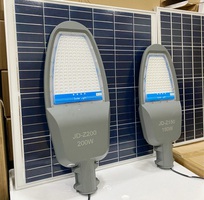 10 Đèn năng lượng mặt trời sân vườn