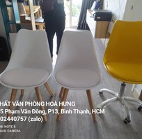 Ghế EAMÉ Nhựa Mặt Nệm Nhiều Màu