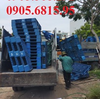 Bán thanh lý pallet nhựa kê hàng giá chỉ từ 95k