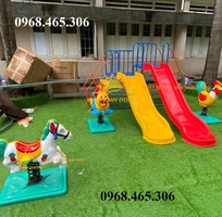 Cầu trượt trẻ em hai lứa tuổi