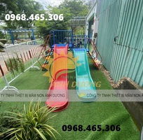 4 Cầu trượt trẻ em hai lứa tuổi