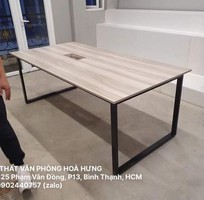 Bàn Họp Chân Sắt Giá Tại Xưởng HCM
