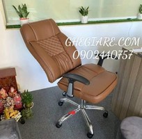 1 Ghế giám đốc ngã lưng tay T màu da đen