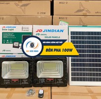 1 Đèn năng lượng mặt trời Jindian JD-8800L  100W