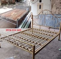 2 Những mẫu giường sắt đẹp giá bao nhiêu