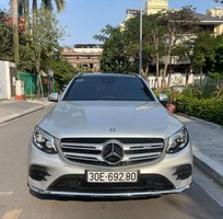 Cần bán Mercedes GLC300 AMG 2016,xe siêu chất Hà Nội