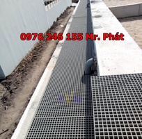 13 Sàn lót đi lại bảo trì cách điện, tấm sàn ô lưới frp grating, nắp sàn kín dập gân frp
