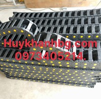 Xích nhựa dẫn cáp điện -Xích nhựa luồn dây cáp điện.