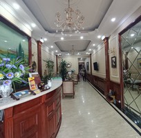 41 Shop cần nam nữ phụ bán hàng