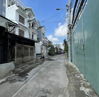 63 Shop cần nam nữ phụ bán hàng