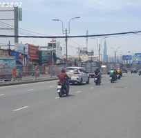 272 Shop cần nam nữ phụ bán hàng