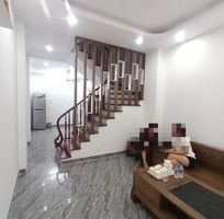 242 Shop cần nam nữ phụ bán hàng